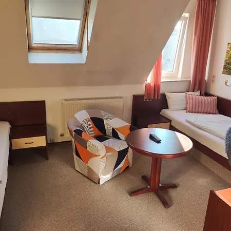 Am Juedenhof Affittacamere *