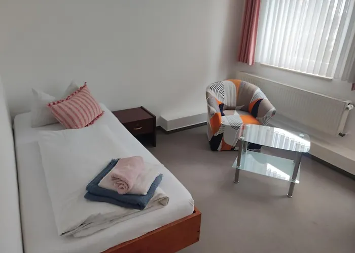 Konukevi Am Juedenhof *